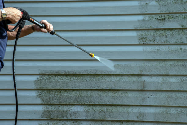 Fence Pressure Washing in Rosendale, WI